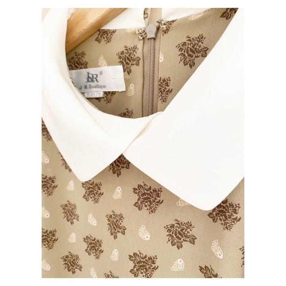 VINTAGE - PETER PAN COLLAR DRESS - Picture 4 of 6